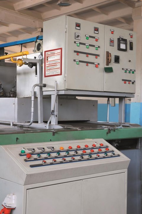 Ramka MAGAFRAME A4 - samoprzylepna magnetyczna czerwona DURABLE 4872-03